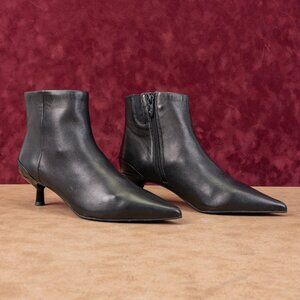 Donald Pliner Women Dazha Black Leather Zip Pointy Toe Dress Office Boots sz 7.5